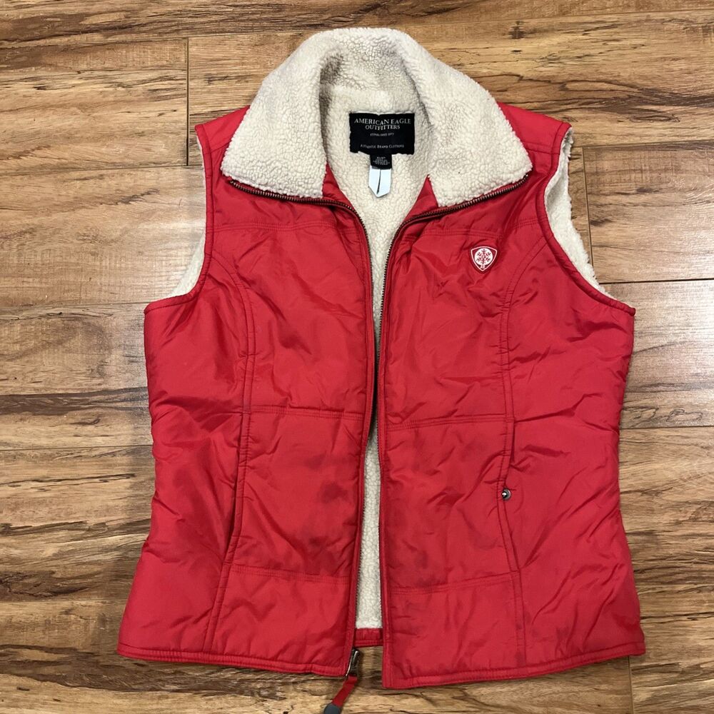 American Eagle Sz S Red Puffer Vest Sleeveless Full Zip Fleece Shelter Shearling